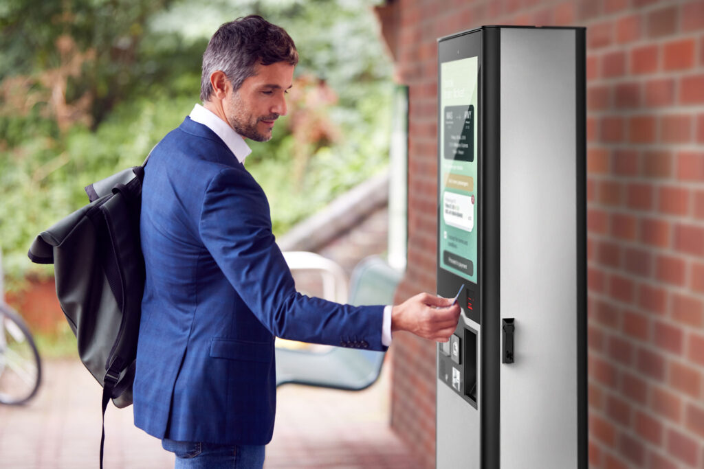 POLYTOUCH® OUTDOOR Kiosk - Pyramid Computer