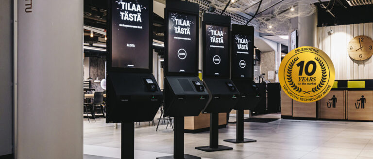 POLYTOUCH PASSPORT 32 10th anniversary – modular 32-inch self-service terminal from Pyramid Computer